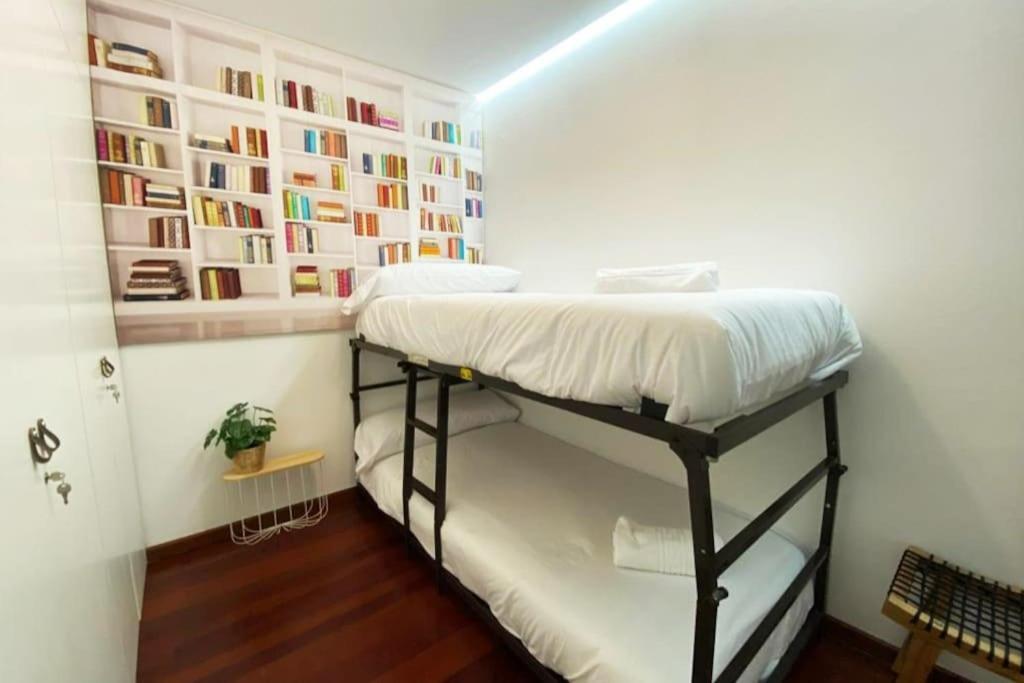 Apartamento 2H 2B En El Centro Con Garaje Apartment โอโกรูญา ภายนอก รูปภาพ