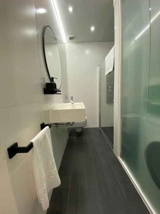 Apartamento 2H 2B En El Centro Con Garaje Apartment โอโกรูญา ภายนอก รูปภาพ